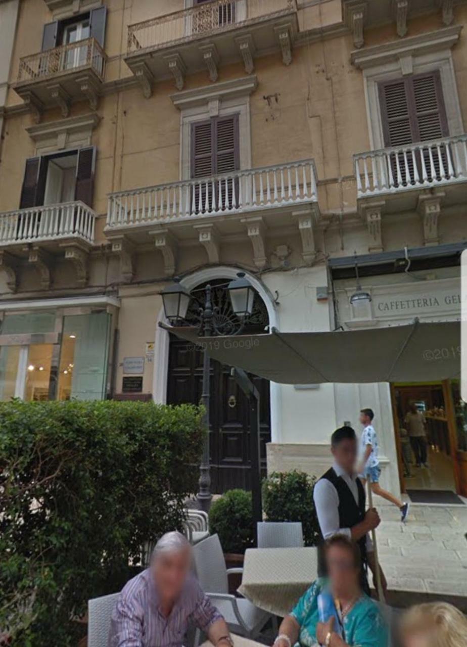 Home Deluxe Taranto Exterior foto